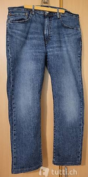 Neuwertige Levi Strauss Jeans 502
